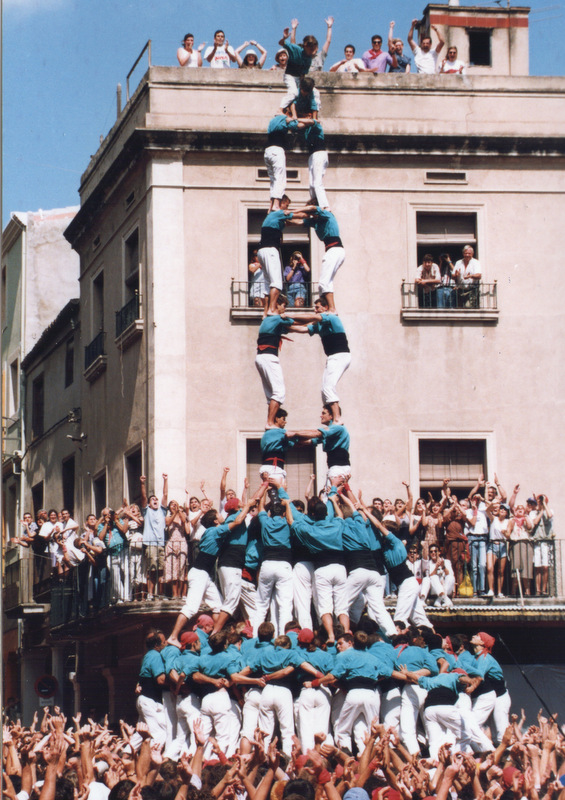 Castellers de Vilafranca - Torre de nou amb folre i manilles td9fm tde9fm 2de9fm 2d9fm